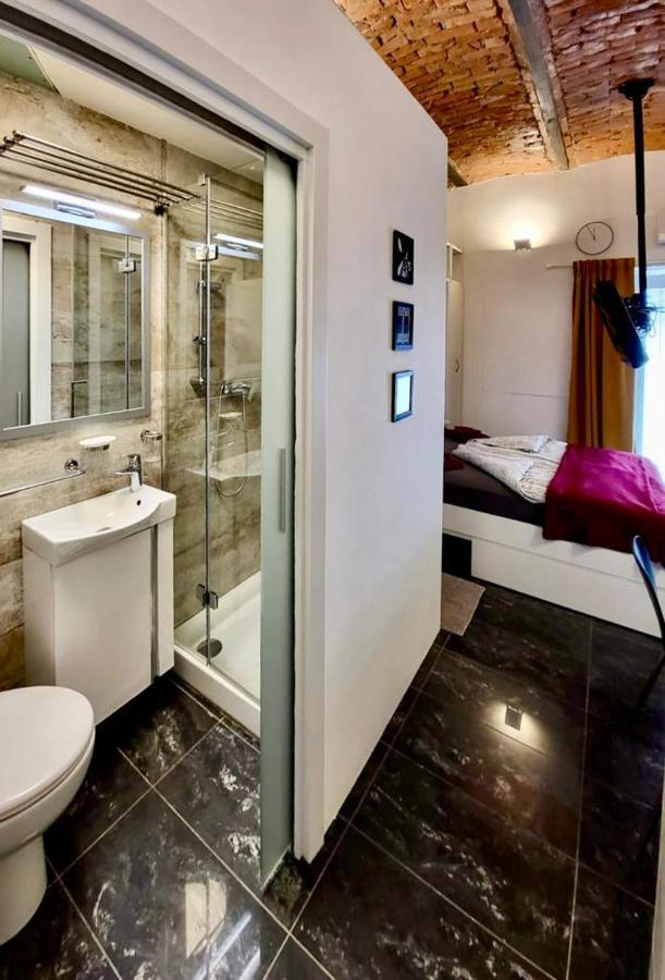 Ars Longa Apartments Любляна Екстер'єр фото