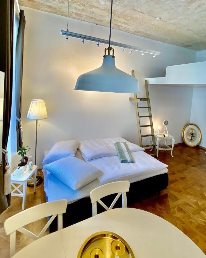 Ars Longa Apartments Любляна Екстер'єр фото