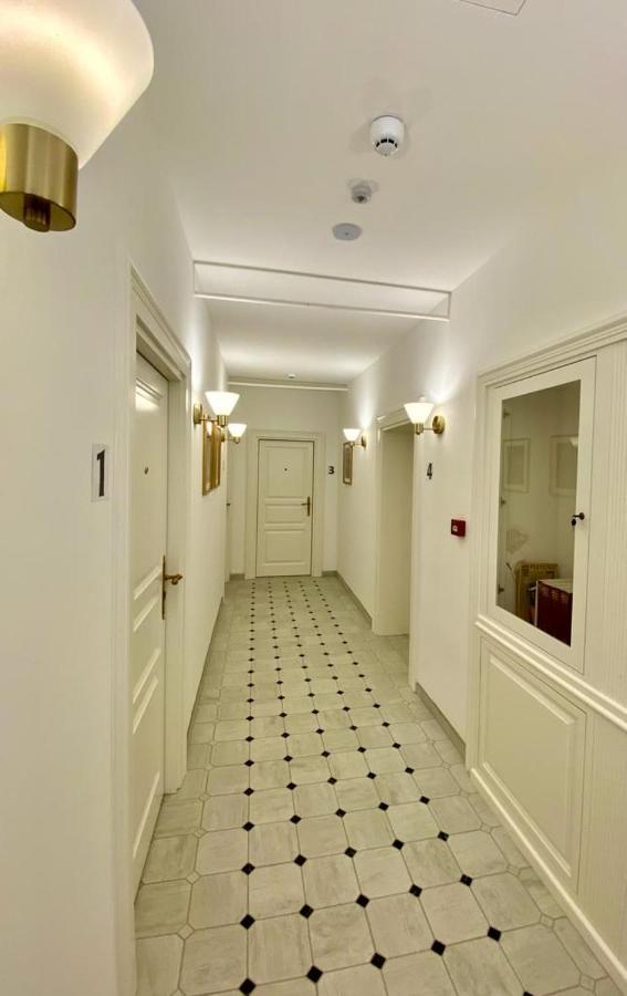Ars Longa Apartments Любляна Екстер'єр фото