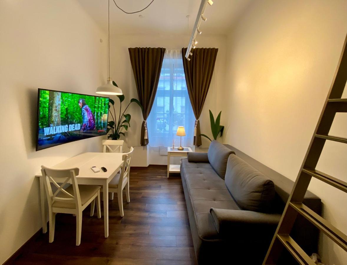 Ars Longa Apartments Любляна Екстер'єр фото