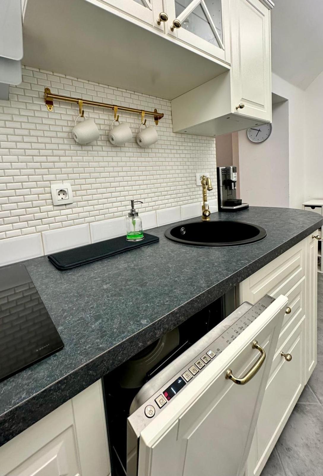Ars Longa Apartments Любляна Екстер'єр фото
